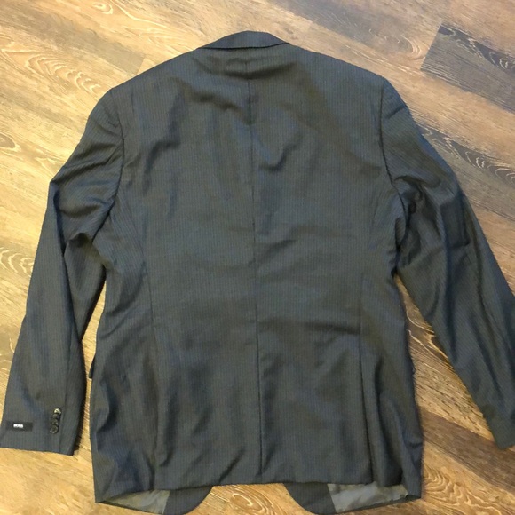 Hugo Boss NEW pin stripe suit jacket blazer 44R - Picture 7 of 8